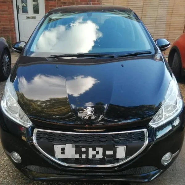 Peugeot 208 2014 5-door hatchback