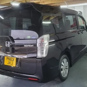 Honda Stepwagon Spada 2.0 Automatic 7-Seater Fresh Japanese Import 2013 - Image 3