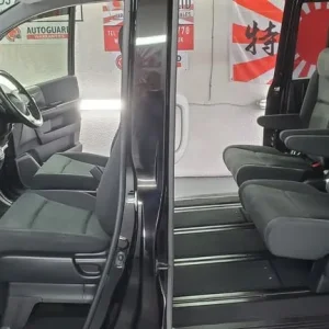Honda Stepwagon Spada 2.0 Automatic 7-Seater Fresh Japanese Import 2013 - Image 5