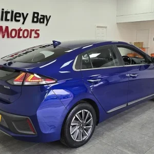 2021 Hyundai IONIQ Premium Hatchback Electric - Image 3