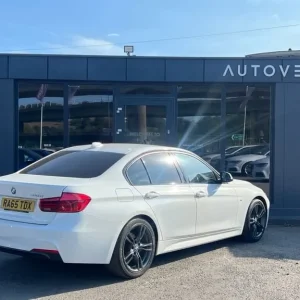 2015 BMW 3 Series 2.0d M Sport 4-door Diesel Manual - Image 6