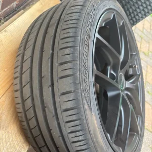Alloys and tyres - Image 3