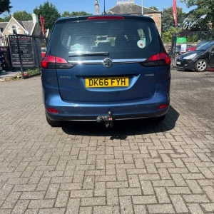 Vauxhall Zafira 2017 MPV manual 1.4 litre - Image 2