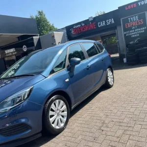 Vauxhall Zafira 2017 MPV manual 1.4 litre - Image 4