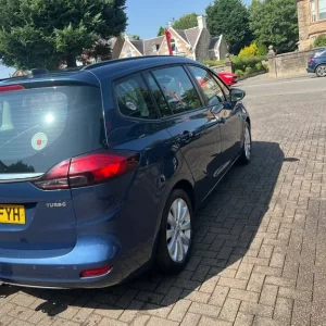 Vauxhall Zafira 2017 MPV manual 1.4 litre - Image 5