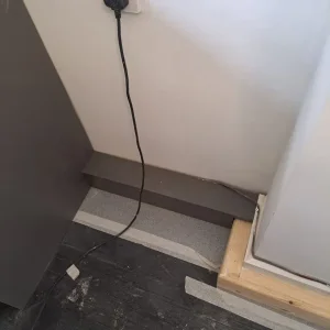 Carpentry Kitchen and flooring - Image 4