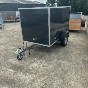 7x4x4 box trailer with Bradley’s hitch