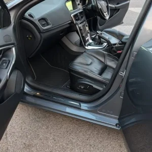 Volvo, V40, Hatchback, 2015, Manual, 1969 (cc), 5 doors - Image 6