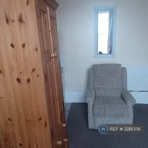 1 bedroom in Mill Road, Cleethorpes, DN35 (#2261356) - Image 3