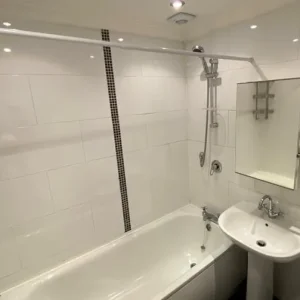 One bedroom flat in pentre, Rhondda Cynon Taf - Image 4