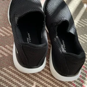Gents Skechers Memory Foam Shoes - Image 2