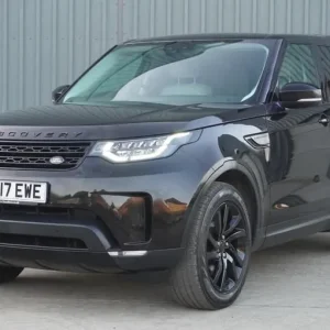 LAND ROVER DISCOVERY 2.0 SD4 HSE Auto 4WD Euro 6 (s/s) 5dr 2017 - Image 3