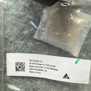 3 pin car charger - Image 2