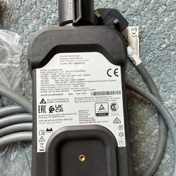 3 pin car charger