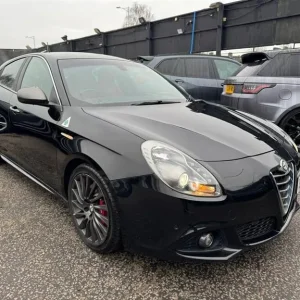 2015 Alfa Romeo Giulietta Quadrifoglio Verde 1.7L Turbo Petrol 5-door Hatchback