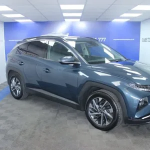 2024 Hyundai Tucson 1.6 T-GDI MHEV Premium SUV 5-door petrol hybrid - Image 2
