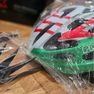 Italia PNK Cycling Helmet - Image 2