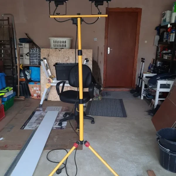 Tripod work lights