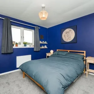 2 bedroom house - Image 3