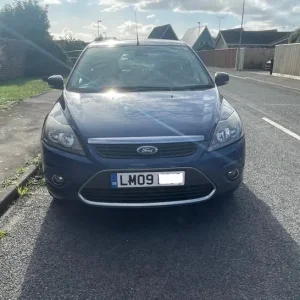 Ford Focus 1.6 Titanium - Petrol - MOT until 24th July 2026 - Image 3