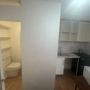 Studio Flat in Highcliffe, Bournemouth