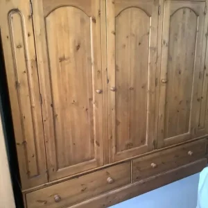 Large bedroom wardrobe - Image 2