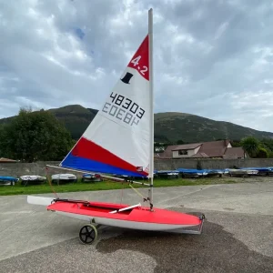 Topper racing boat