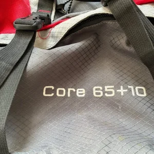 Gelert Core 65 + 10 cool air backpack - Image 5