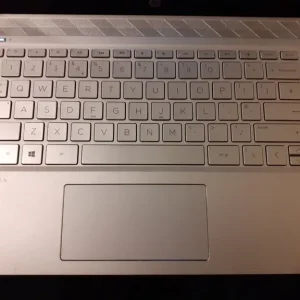 HP Pavilion 14-inch i7 8th Gen with 256GB SSD and 8GB RAM - Image 5