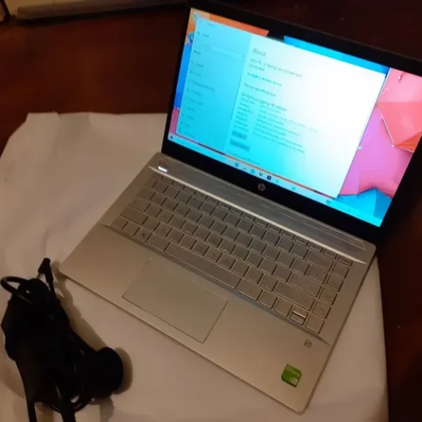 HP Pavilion 14-inch i7 8th Gen with 256GB SSD and 8GB RAM