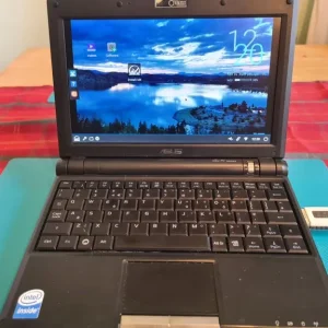 ASUS eeePC 900 Retro Netbook – Original Box, Full Kit, Great Condition - Image 4