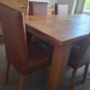 Indigo Furniture pine plank 6ft dining table - Image 8