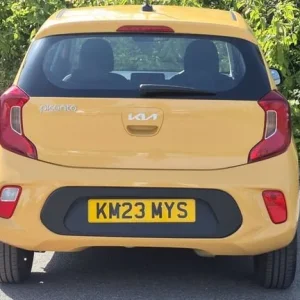 2023 Kia Picanto 1.0L 5-door hatchback manual petrol - Image 4