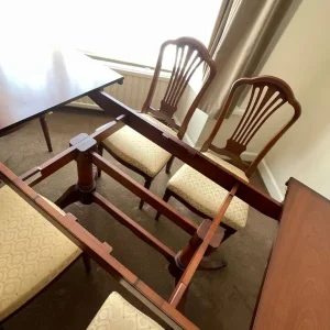 William Bartlett & Sons Solid Mahogany Extending Dining Table and 6 Chairs - Image 7