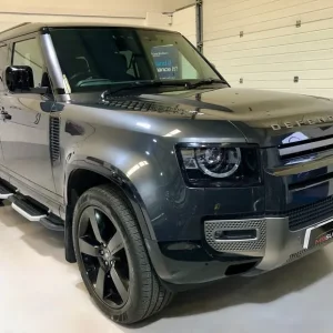 2023 Land Rover Defender D300 X-Dynamic HSE 110 5-door Estate Auto - Image 2