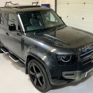 2023 Land Rover Defender D300 X-Dynamic HSE 110 5-door Estate Auto - Image 7