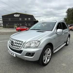 2011 Mercedes-Benz ML350 3.0 V6 Diesel Blue Efficiency Sport Automatic - Image 7