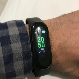 Smartwatch in great condition with original box - Image 7