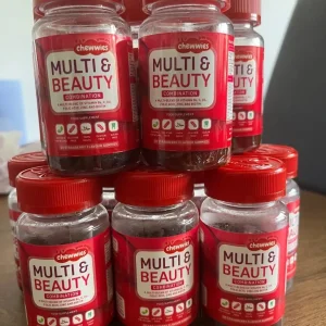 12 Tubs Vegan Strawberry Flavoured Gummy Vitamins