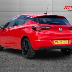 2019 Vauxhall Astra 1.6 CDTi 16V Griffin 5-door Hatchback Diesel Manual - Image 2