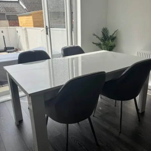 6 seater white gloss dining table with grey velvet chairs