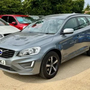 2017 Volvo XC60 2.0 D4 R-Design Nav Auto Estate - Image 3