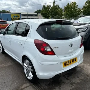 2014 Vauxhall Corsa SRI Hatchback - Image 4