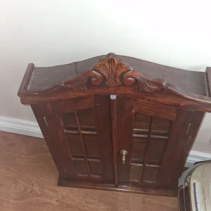 Wall cabinet