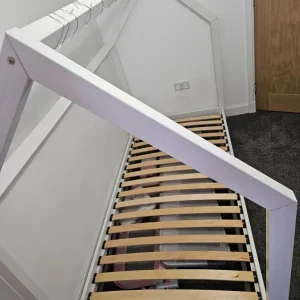 Kids bed frame house style - Image 2