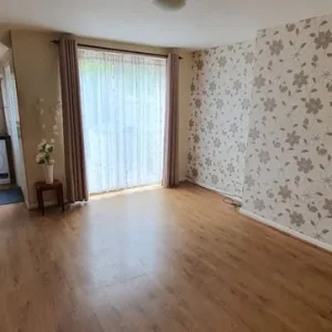 Single room available in Lakey Lane - Image 3