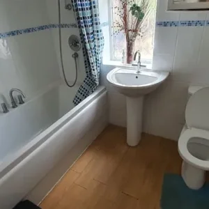 Single room available in Lakey Lane - Image 5