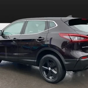 2021 Nissan Qashqai 1.3 DiG-T Acenta Premium 5-door Petrol Hatchback - Image 2