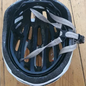 Specialized Max bicycle helmet - Image 2