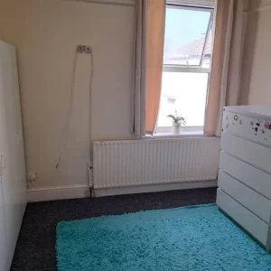 Fully furnished double room in Clitheroe, Ribble Valley - Image 4